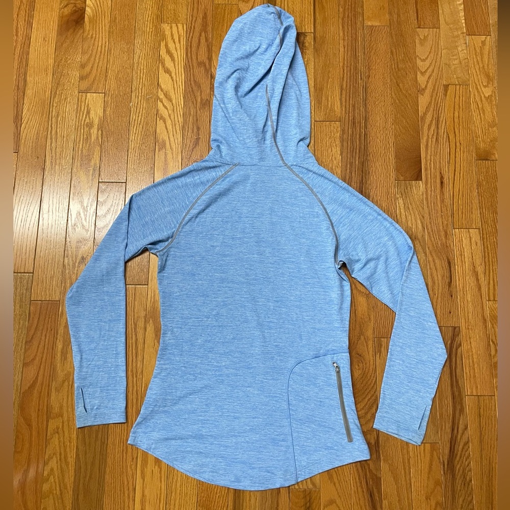 Patagonia Women's Long Sleeve Tropic Comfort Sun Hoody - Picture 8 of 9